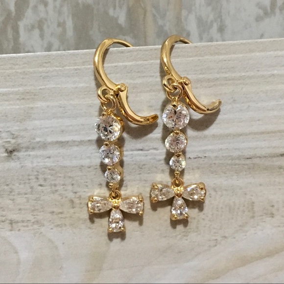 Jewelry - New Dangling earrings teardrops gold filled